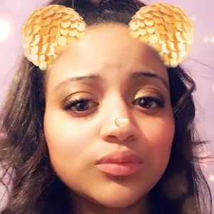 Meet your Posher, Briana